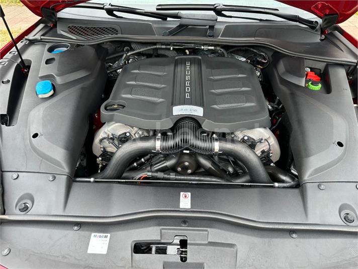 Porche Cayenne GTS (2017) - Imagen 9